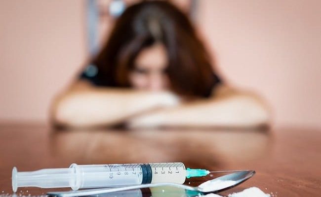 Diduga Pesta Narkoba, Seorang Pria Minta Polres Halteng Telusuri Keterlibatan Istrinya