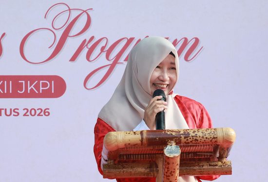 Tenun Khas Ternate Warnai Rakernas JKPI XII, Delegasi Tampil Anggun dengan Karya Pengrajin Lokal