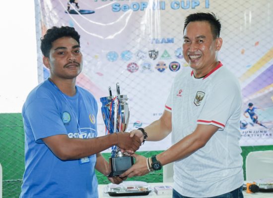 Buka Turnamen Futsal SeOPMI CUP I, Ketua KONI Haltim Tekankan Sportivitas dan Semangat Persaudaraan