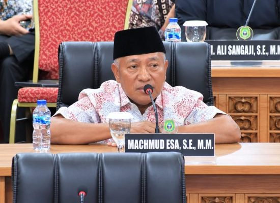 Machmud Desak Pemprov Tangani Sekolah Rusak Halbar dan Longsor Hiri