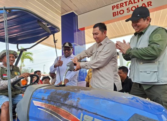 Pertamina Buka SPBU Khusus Petani di Tanah Miring