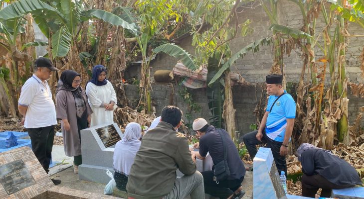 FIB Unkhair Awali Dies Natalis dengan Ziarah