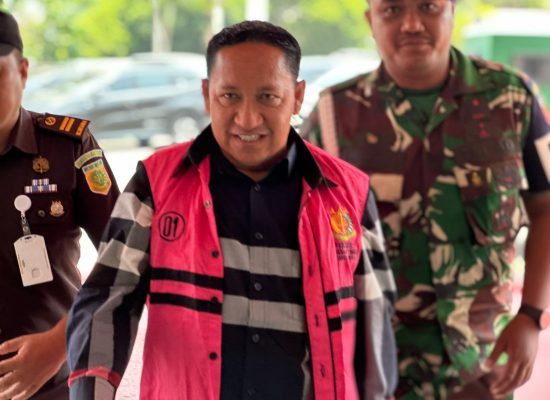 Aliong Mus Kembali Diperiksa Kejaksaan Tinggi Maluku Utara sebagai Tersangka