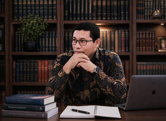 Bila Ilmu Mengalah pada Kegaduhan Opini