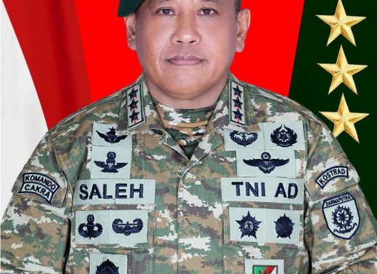 Presiden Prabowo Lantik Letjend TNI Muhammad Saleh Mustafa Jadi Wamentan