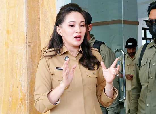 Gubernur Sherly Beberkan Progres Jalan Trans Kieraha