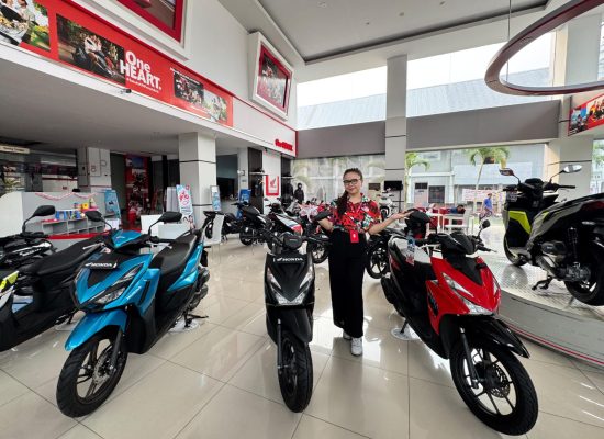 BOMBASTIS Bareng Torang Honda, Banyak Bonus buat Motor Impian di Oktober