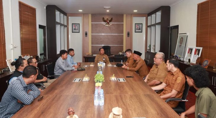 Pemkot Ternate Tata Ruang Publik untuk Pelaku UMKM Coffee Street