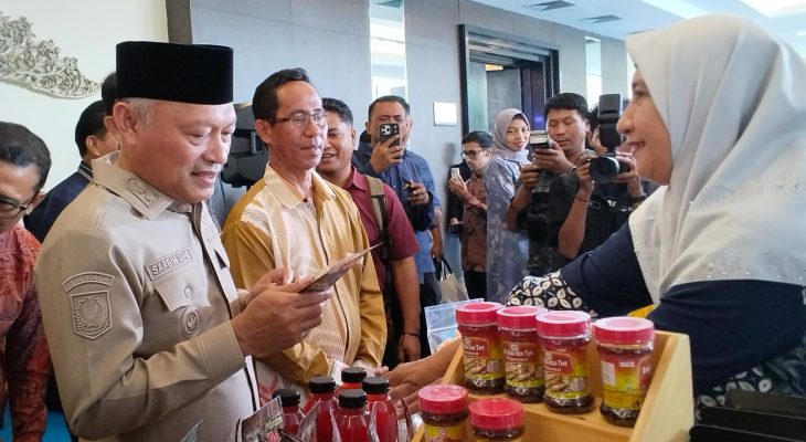 Wagub Sarbin Tekankan Pemerataan Manfaat Investasi bagi Masyarakat Maluku Utara