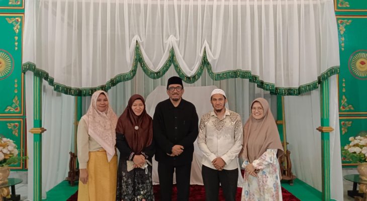 Sultan Tidore Terima Audiensi Disdikbud Maluku Utara, Bahas Ranperda Pakaian Adat Kie Raha