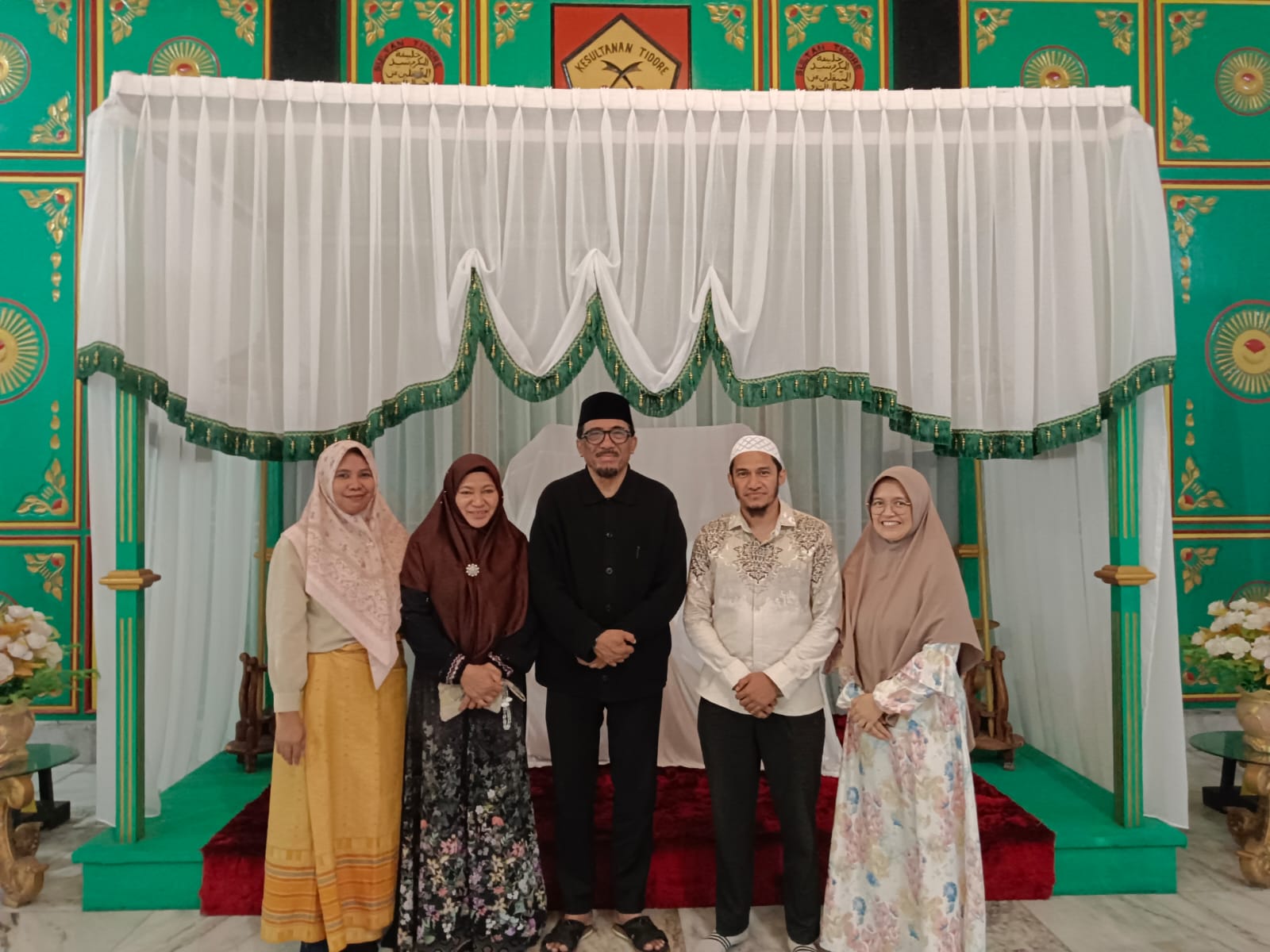 Sultan Tidore, Husain Alting Sjah bersama Perwakilan Dinas Pendidikan dan Kebudayaan Provinsi Maluku Utara